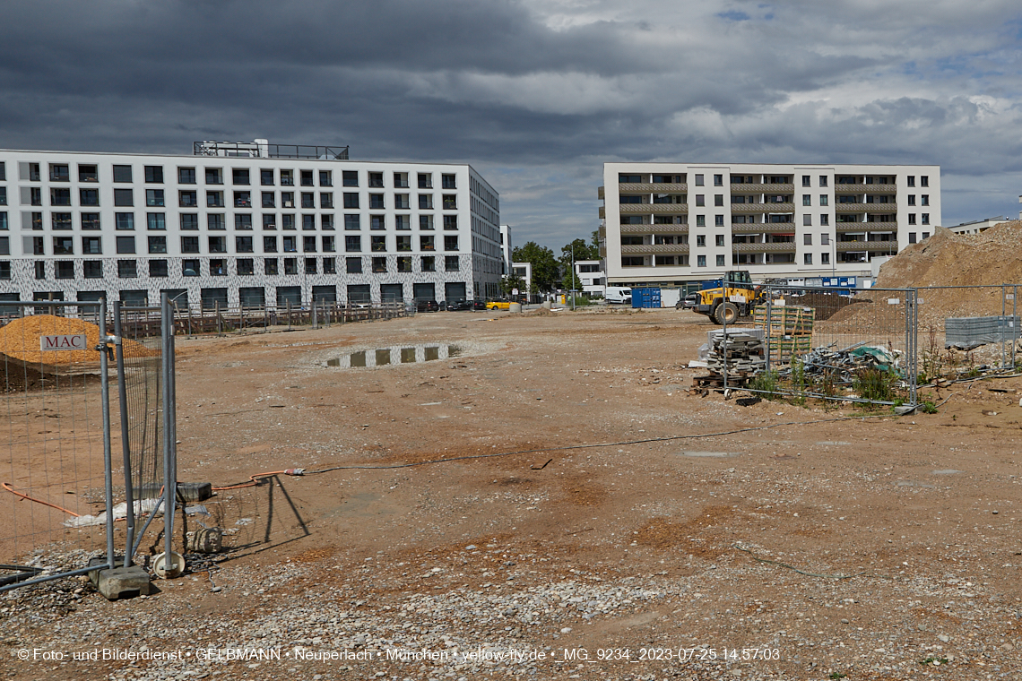 25.07.2023 - Rundgang im Alexisquartier in Neuperlach